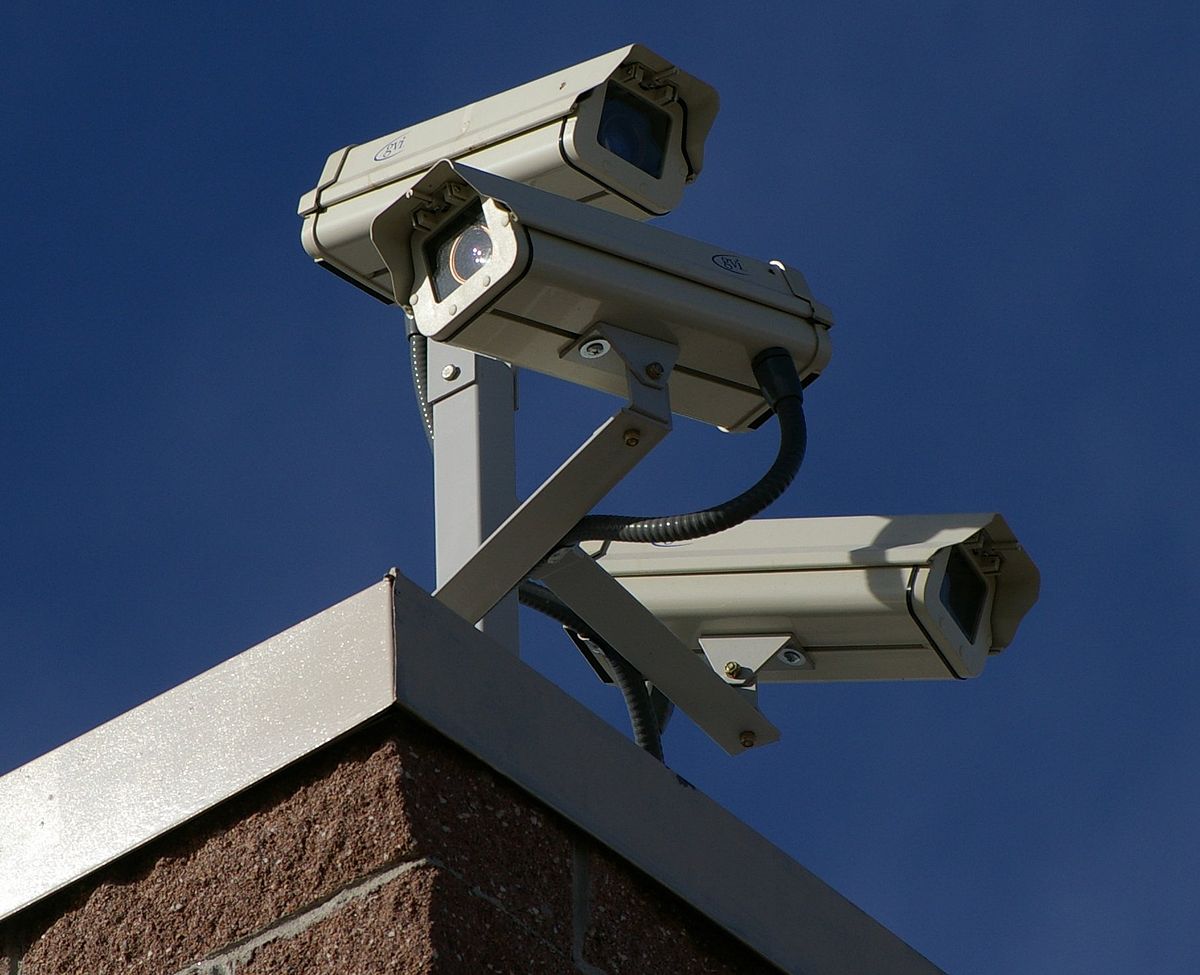 A Beginner’s Guide To Selecting Security Cameras